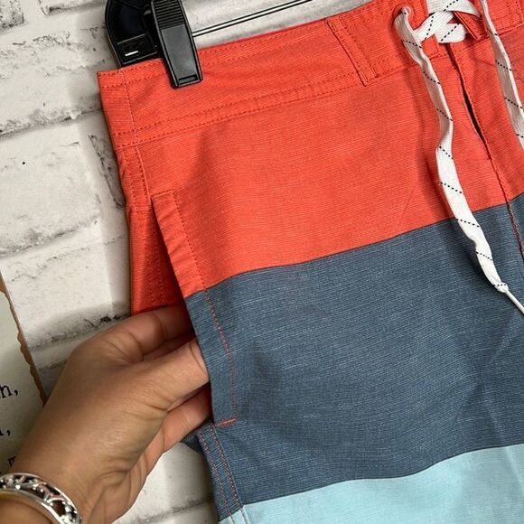 Goodfellow & Co Board Shorts Swim Trunks Bathing Suit Waist 28” - Picture 3 of 5